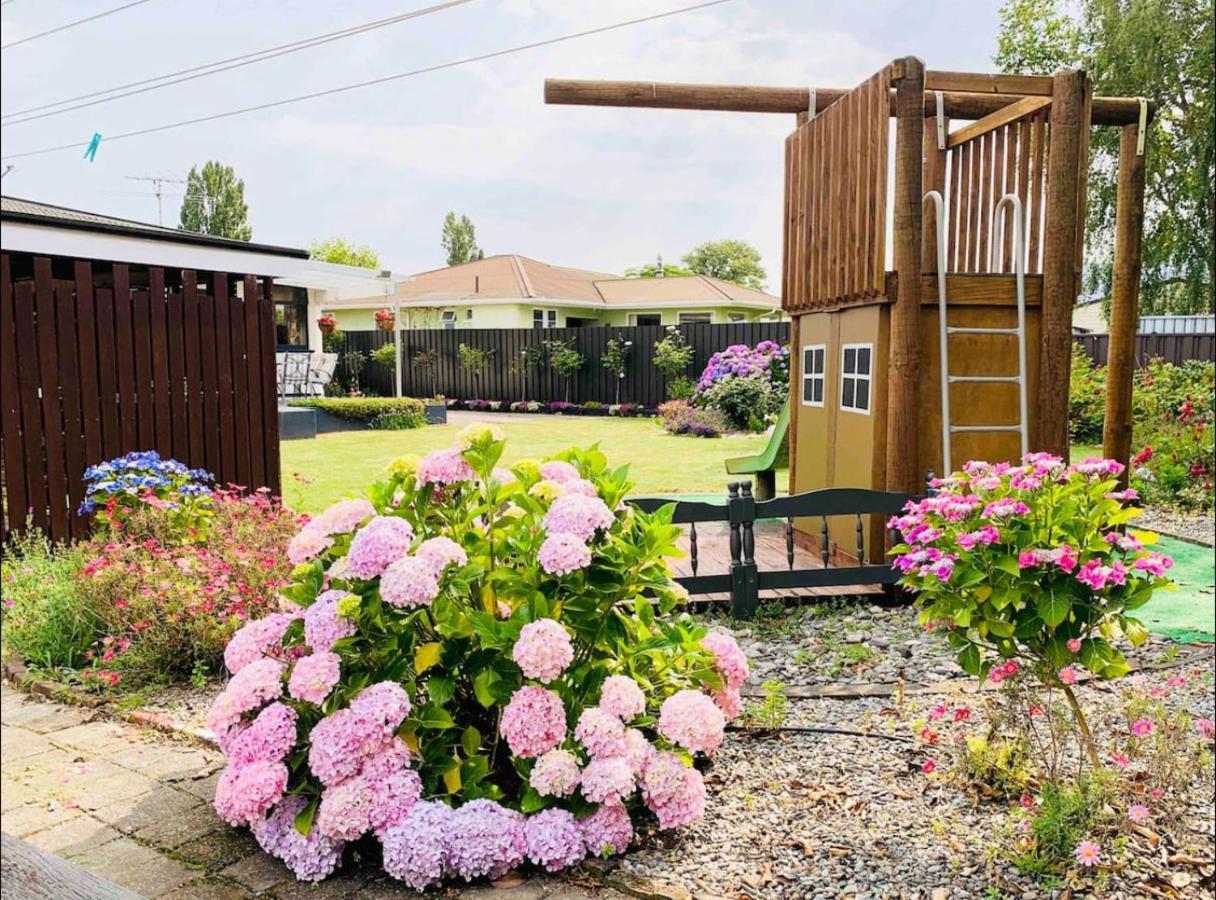 Peaceful House With Kids Playground Villa Motueka Bagian luar foto